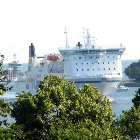 Traveblick Mit Schwimmbad Und Sauna Lejlighed Lübeck